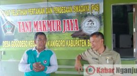 Ir. M. Krisna Triatmanto, MSi (kanan).