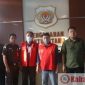 BPS mengenakan rompi tahanan kejaksaan 01.