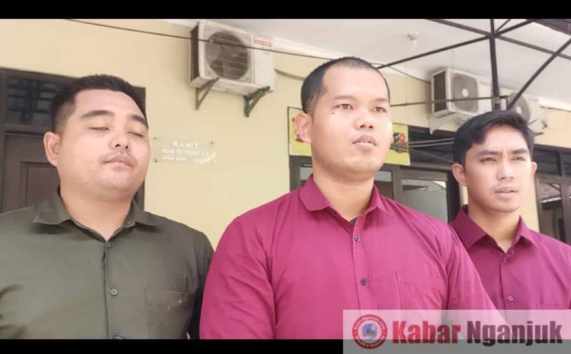 <Ayi' Aby Dzulfikor, SH kuasa hukum yang mendampingi Lahuri, Sarmadi dan Wajito>