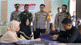 Pengobatan Gratis yang Dilakukan di Polres Nganjuk