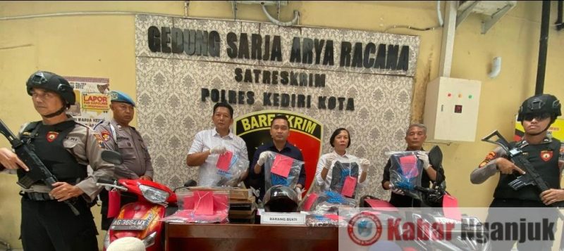 <Barang Bukti yang berhasil di amankan oleh Polres Kediri>