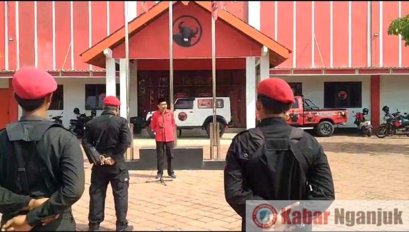 Upacara Bendera Memperingati Hari Jadi Ke-51 PDI Perjuangan 