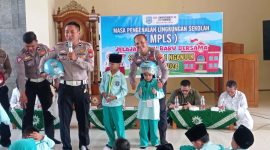 Polres Nganjuk Gelar Edukasi dan Sosialisasi Tertib Lalu Lintas di SD Aisiyah 1 Nganjuk