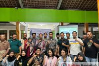 Foto bersama Mahasiswa KKNT Inovasi IPB University